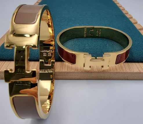 Luxury H Enamel Bracelet
