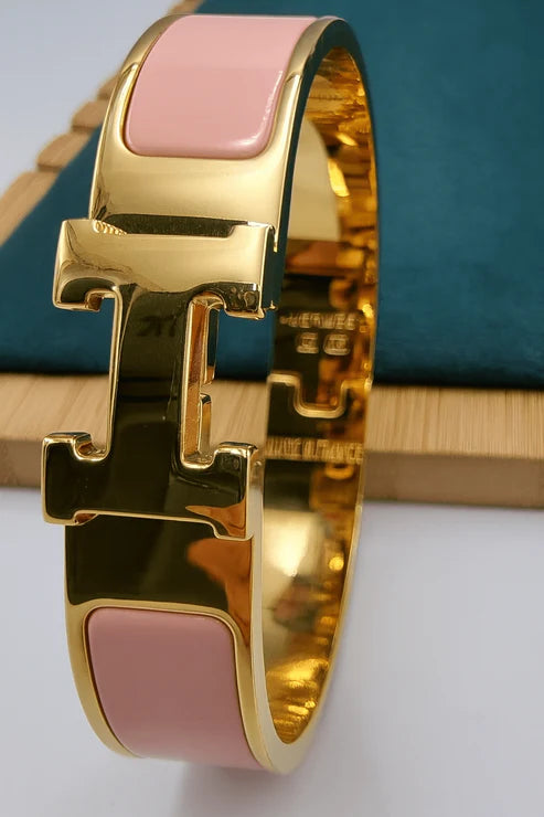Luxury H Enamel Bracelet